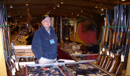 Glen at a Gunshow in Middletown