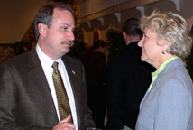 Sheriff candidate Carl DuBois talks to Rep, Sue Kelly